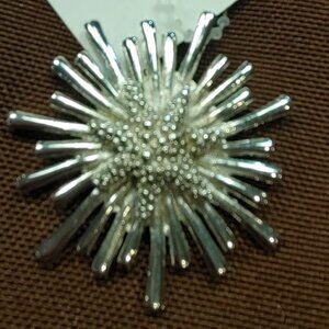MONET Atomic Star Starburst Pendant Silver Tone Starfish